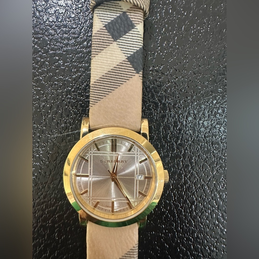 Burberry Women's Watch with Gold Case and Plaid Strap - Picture 2 of 7